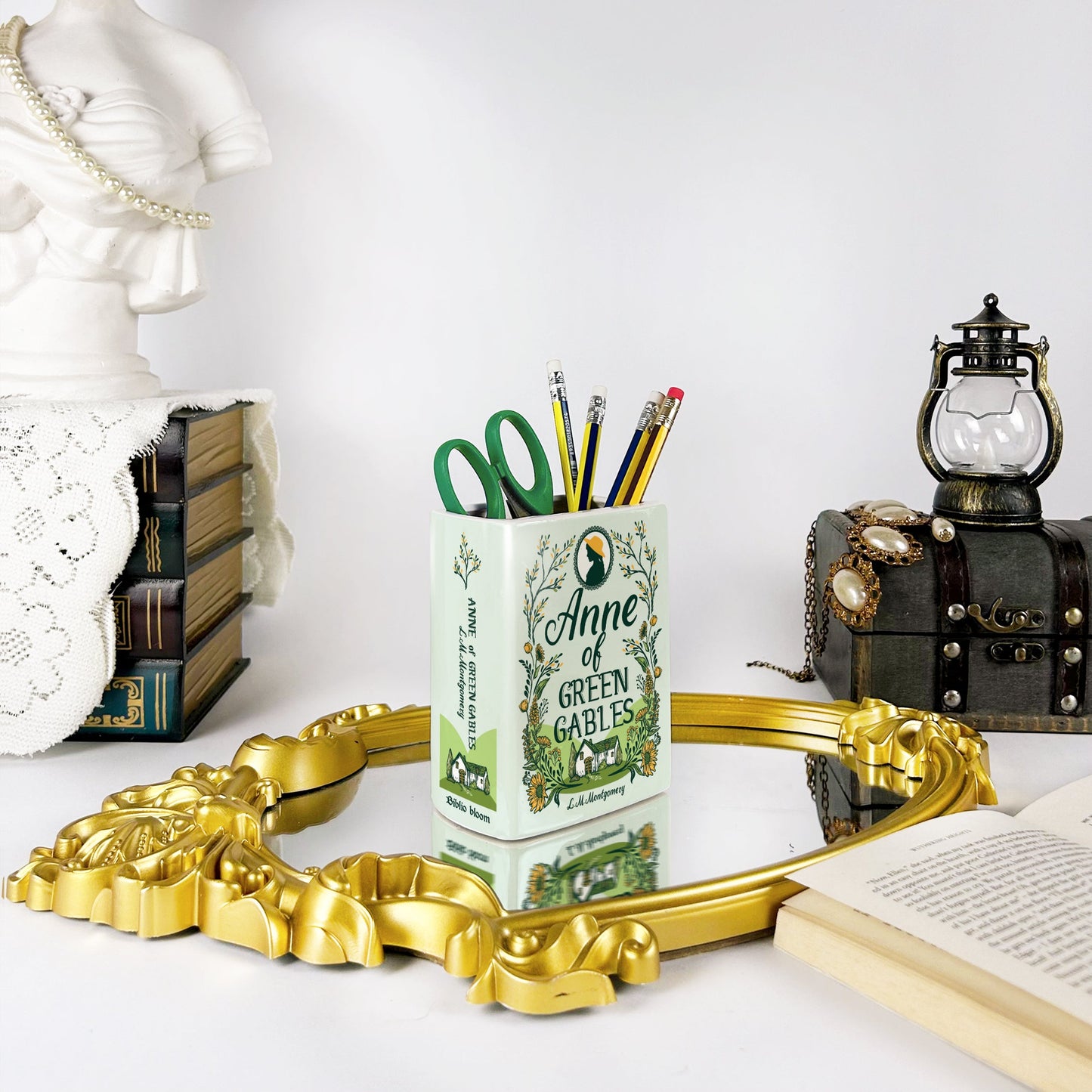 NORDORA Anne of Green Gables Ceramic Book Vase