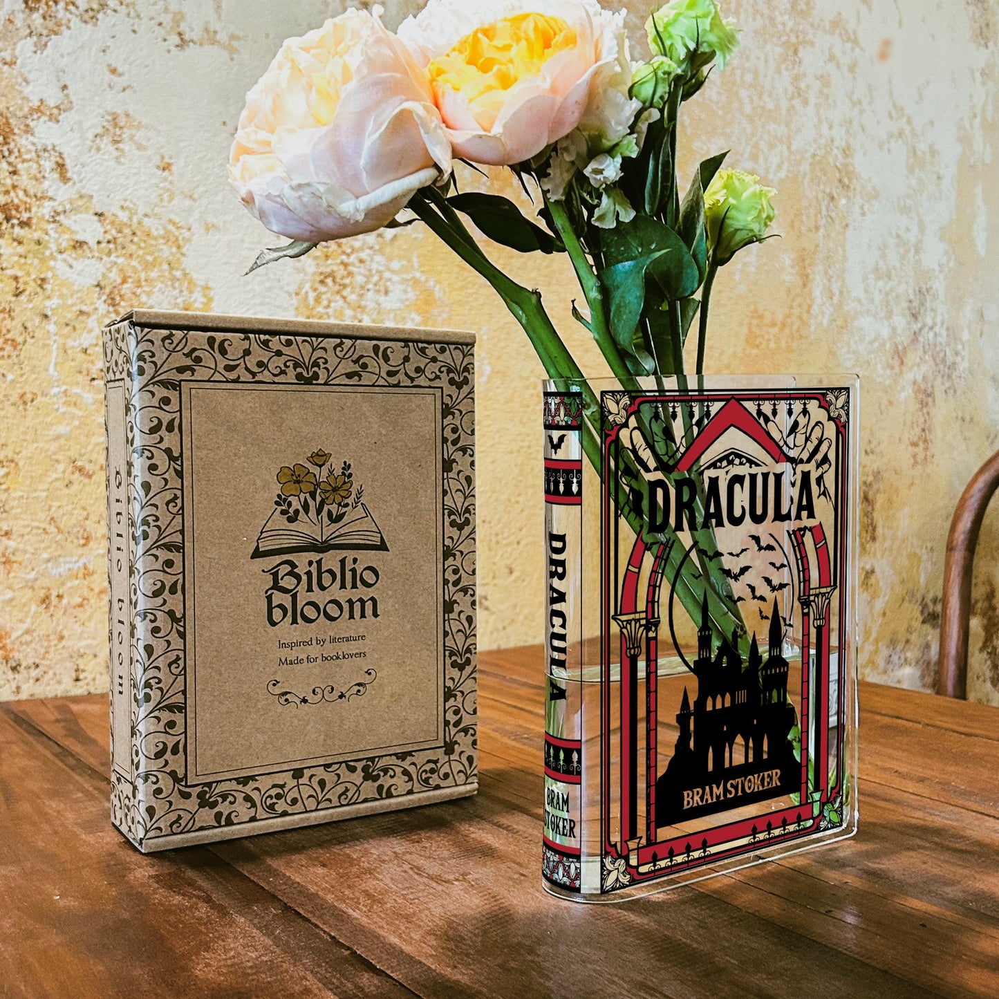 NORDORA Dracula Acrylic Book Vase