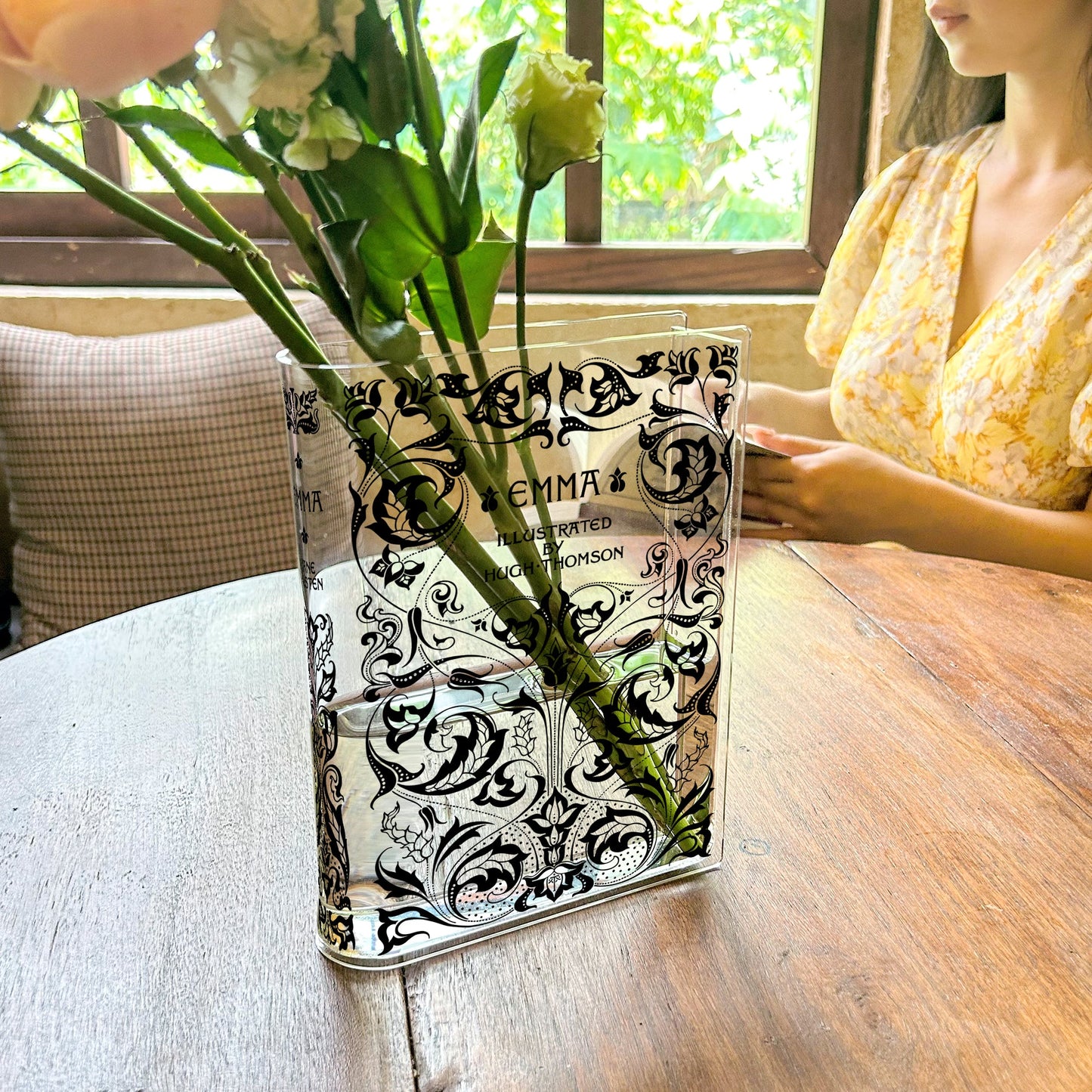 NORDORA Emma Acrylic Book Vase