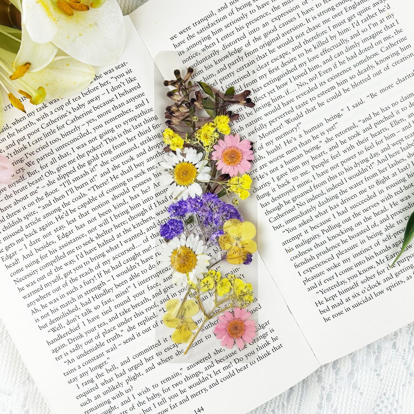 NORDORA Floral Symphony Pressed Flower Bookmark