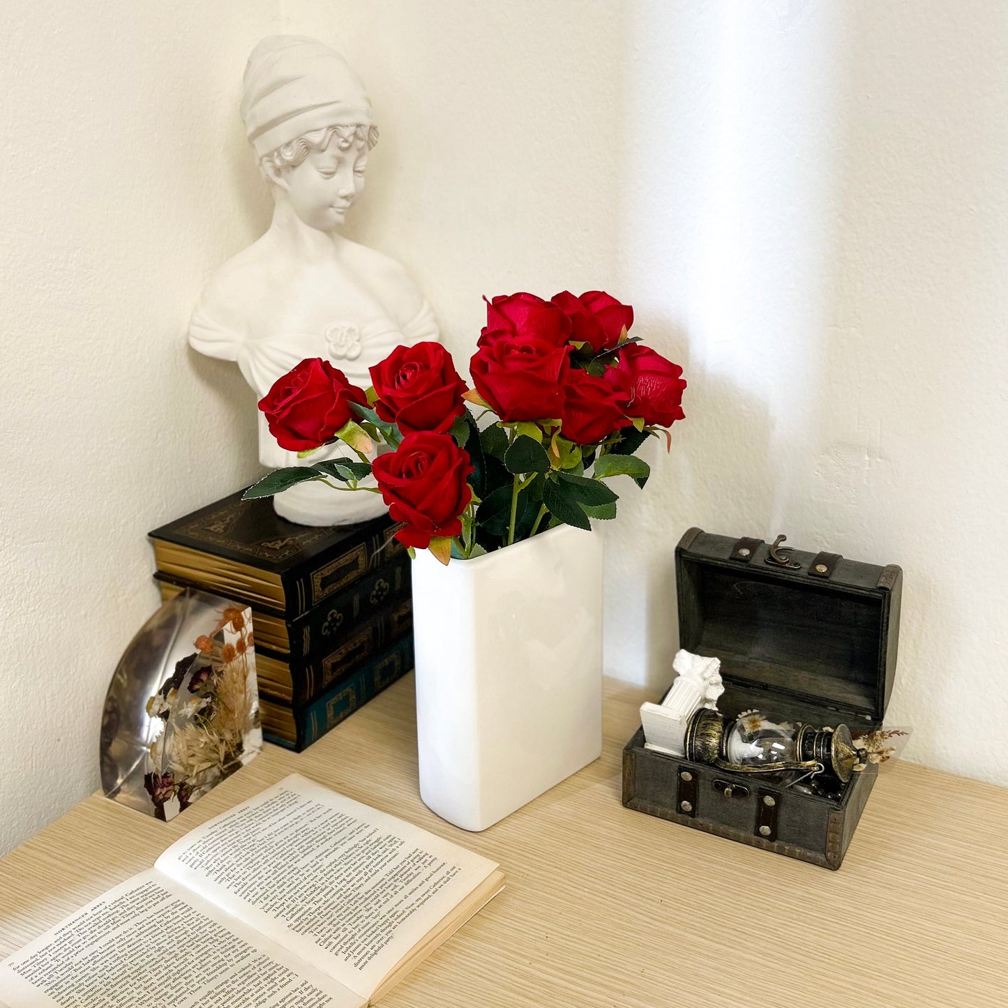 NORDORA 8PCS Artificial Roses