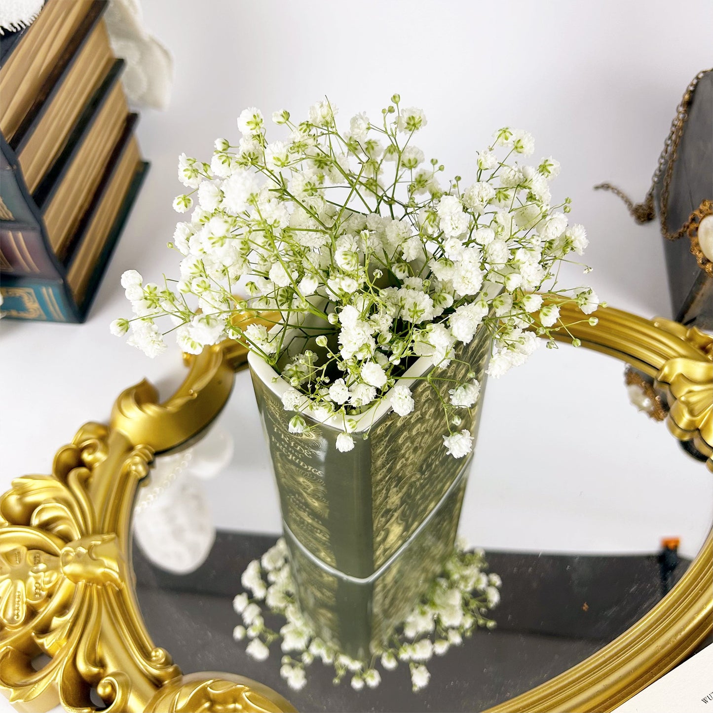 NORDORA Pride and Prejudice Ceramic Book Vase