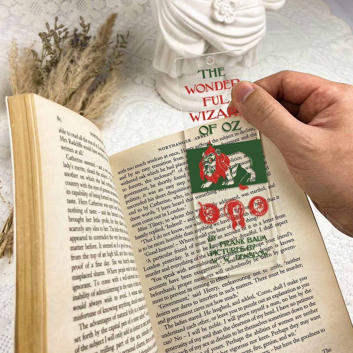 NORDORA The Wonderful Wizard of Oz Acrylic Bookmark