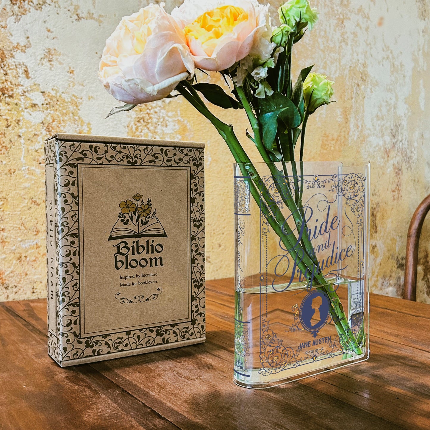NORDORA Pride and Prejudice Acrylic Book Vase - II