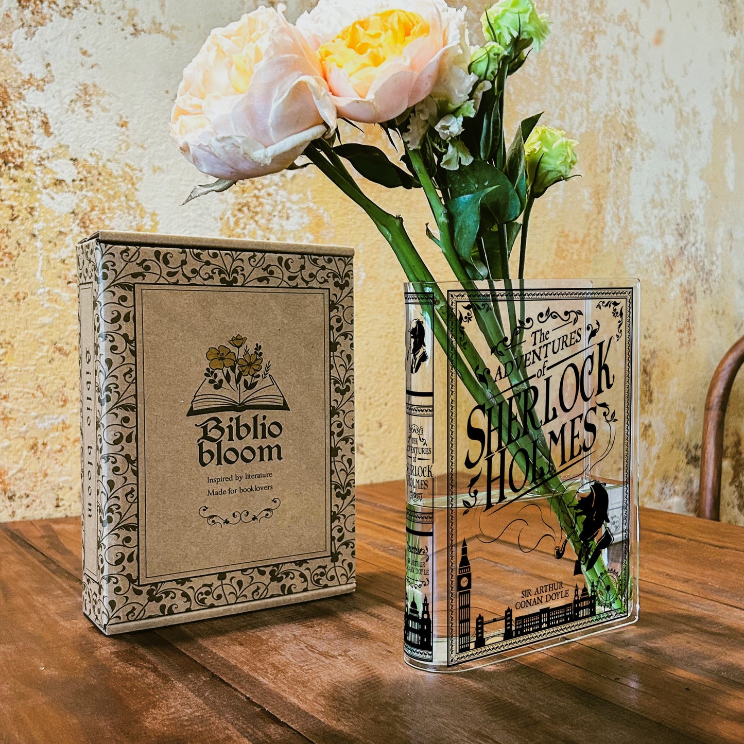 NORDORA The Adventures of Sherlock Holmes Acrylic Book Vase