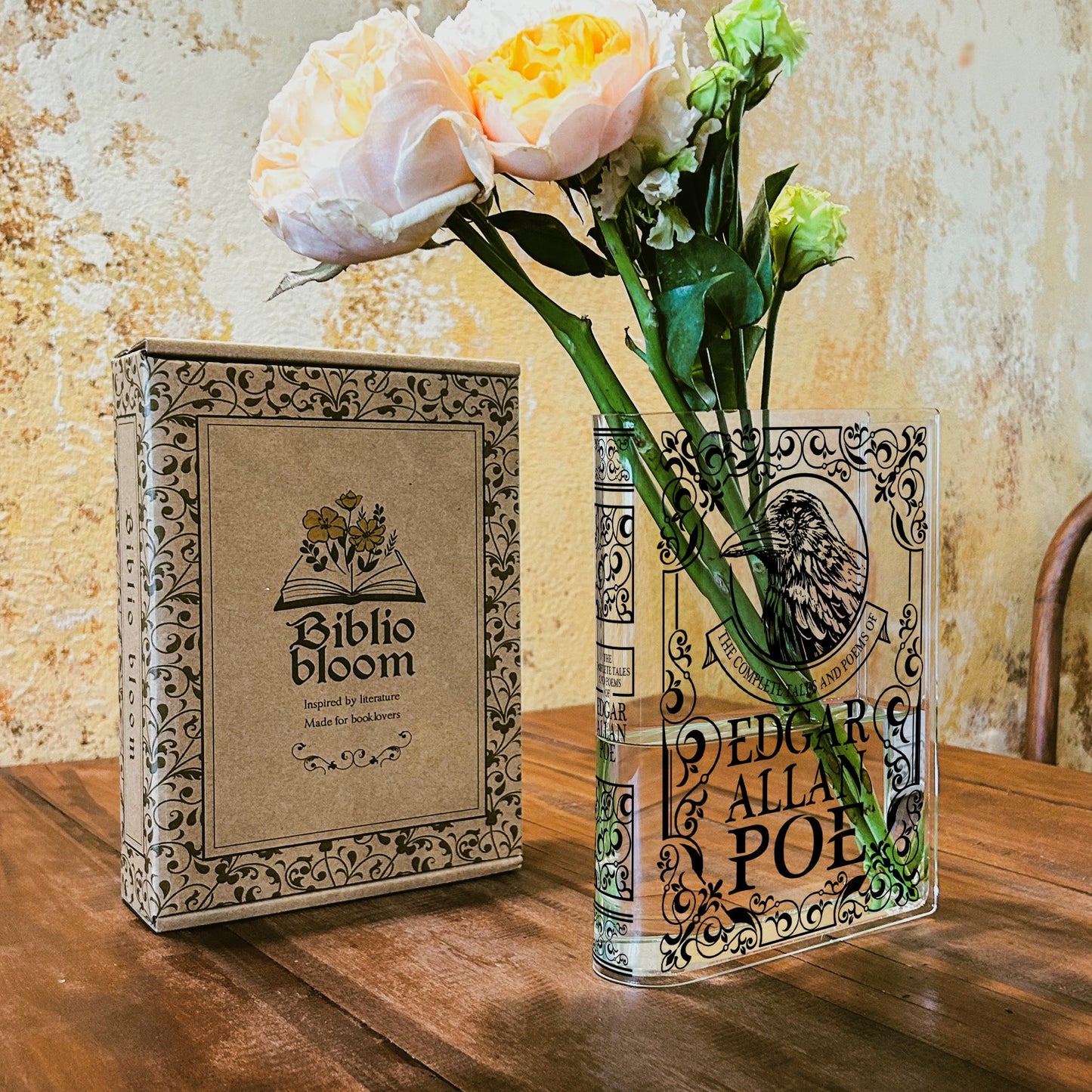NORDORA The Complete Tales and Poems of Edgar Allan Poe Acrylic Book Vase