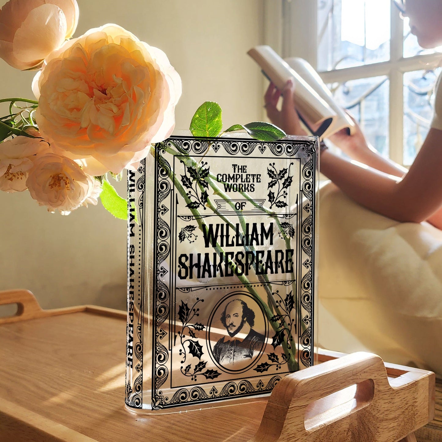 NORDORA The Complete Works of William Shakespeare Acrylic Book Vase
