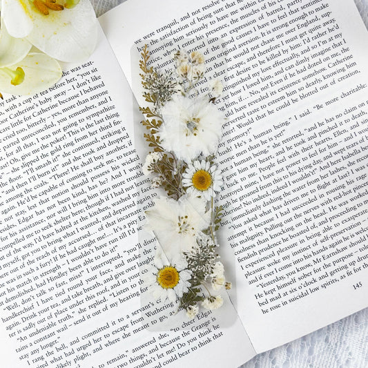 NORDORA Vintage Vanilla Pressed Flower Bookmark