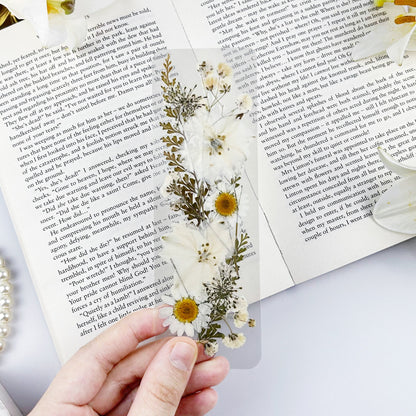 NORDORA Vintage Vanilla Pressed Flower Bookmark
