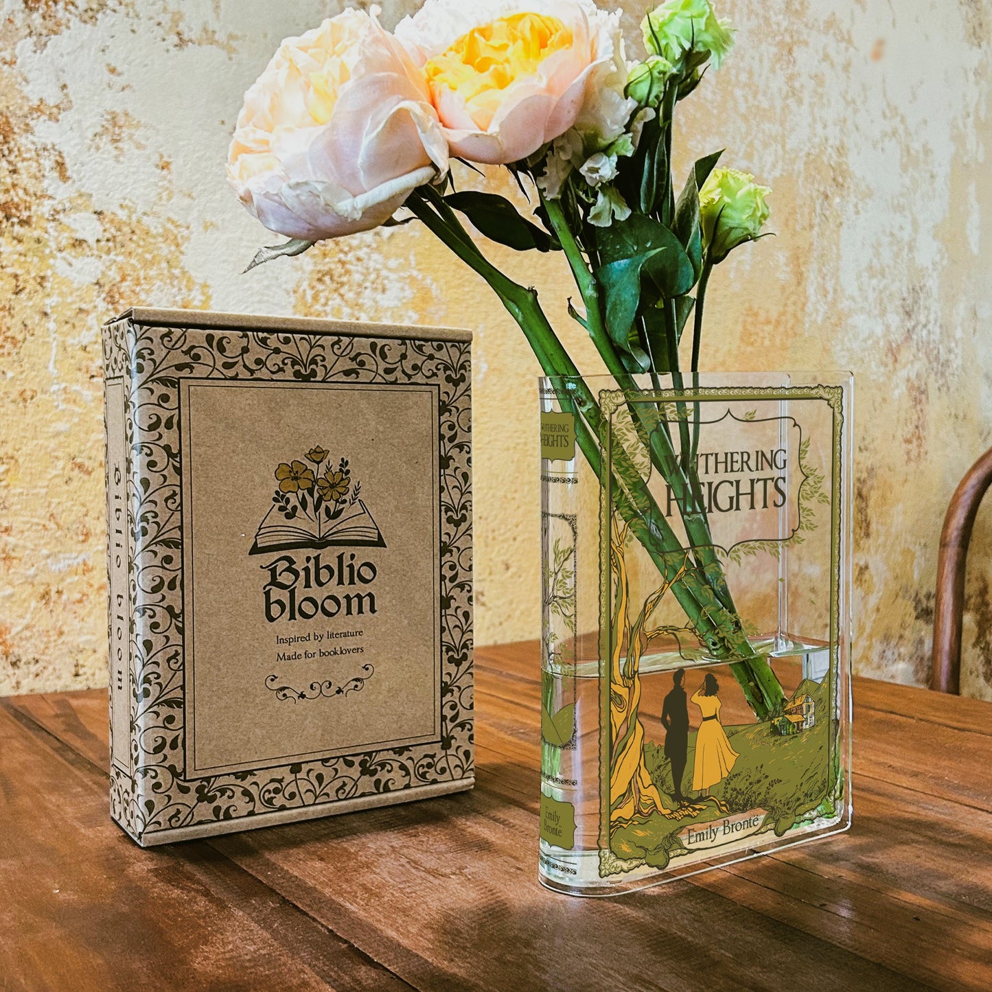 NORDORA Wuthering Heights Acrylic Book Vase